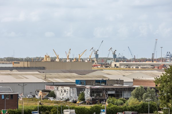 Medium property photo - Marconiplein 17, 3025 AV Rotterdam